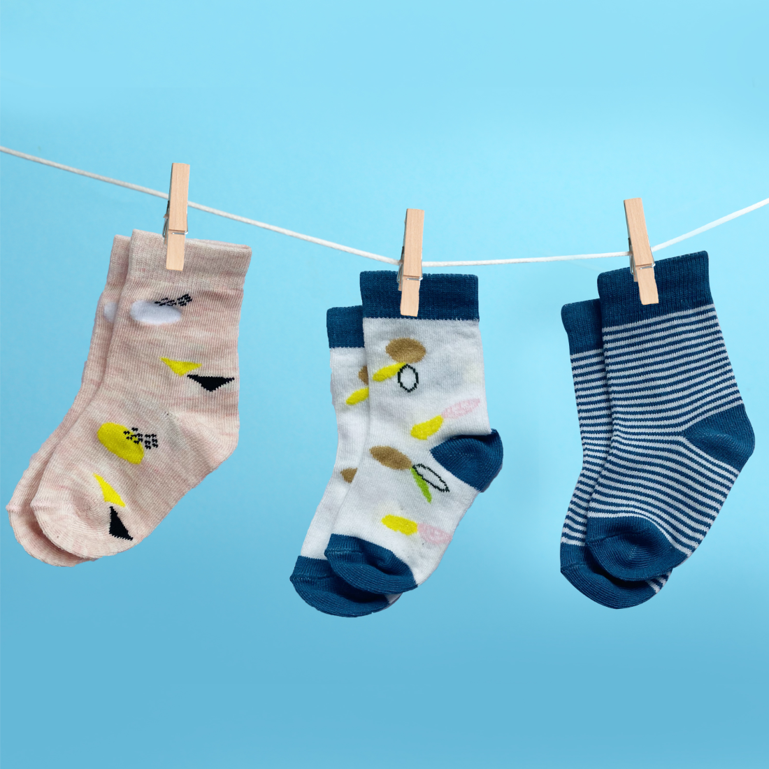 Antibacterial Baby Socks - Elasticated & Ankle Length - (0-6 Months) Unisex Blue Striped & Floral