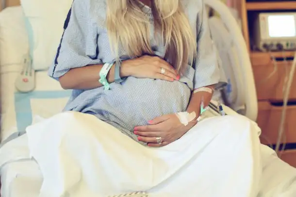 Oligohydramnios (Low Amniotic Fluid During Pregnancy): Causes, Symptoms & Treatment